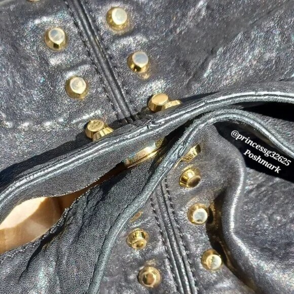 ๐ ๐๐๐๐๐๐ ๐๐ข๐ฅ๐ฆ ๐๐น๐ฎ๐ฐ๐ธ ๐จ๐ฝ๐๐ผ๐๐ป ๐๐๐๐ผ๐ฟ ๐ง๐ผ๐๐ฒ ๐๐ฎ๐ด - Picture 7 of 14